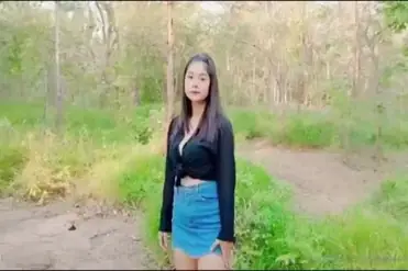 Ajak Pacar Ke Semak Semak Ngentot Ganas Liar poster