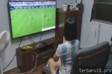 Niat Nonton Bareng Malah Dipecundangi Pacar Ganas poster